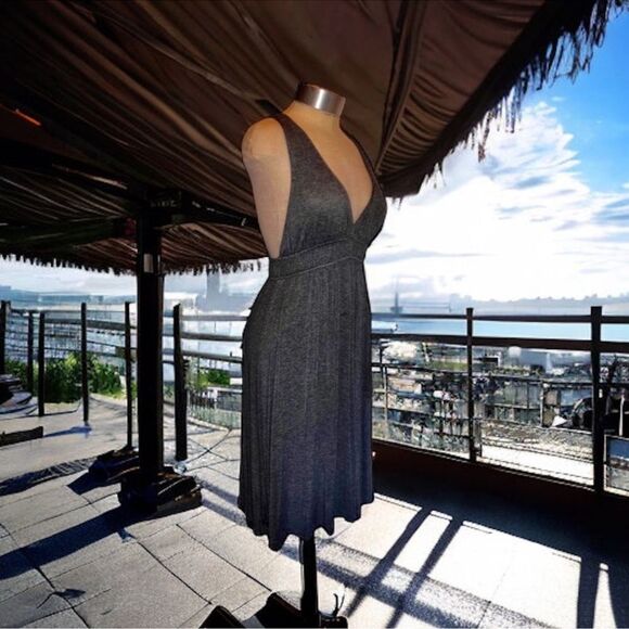 Y2K Love Delirious LA Dress Gray Deep V-Neck Crisscross Back Knee Length M 🎉HP🎉 - Picture 9 of 16